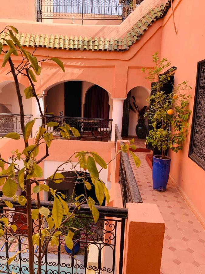 ホテル Riad Dar Lilas マラケシュ エクステリア 写真